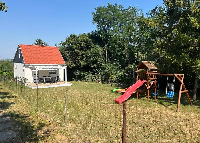 Bazsarozsa Kucko Апартаменты